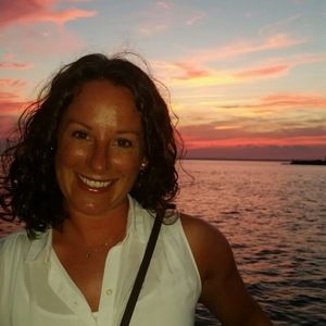 Meet your Posher, Ellen m